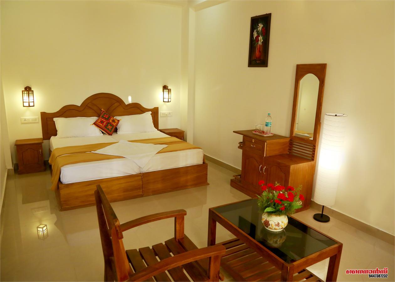 Holiday Villa Thekkady Exterior foto